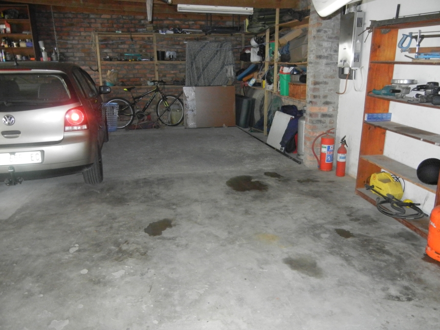 9 Bedroom Property for Sale in Winterstrand Eastern Cape